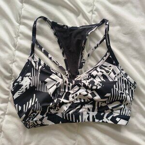 Sport Bra GymShark- Medium size